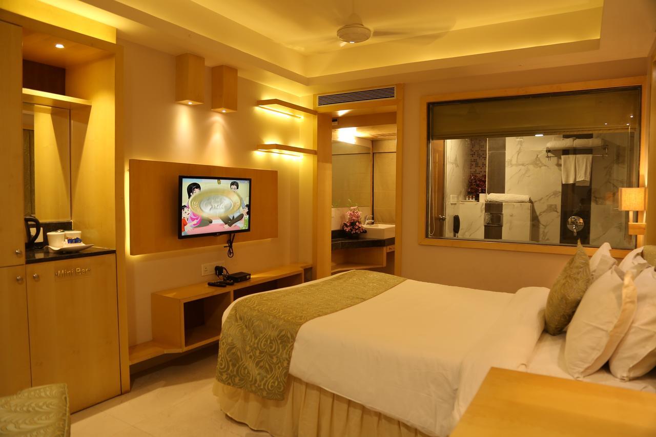 Golden Gate Hotel Indore Exterior foto